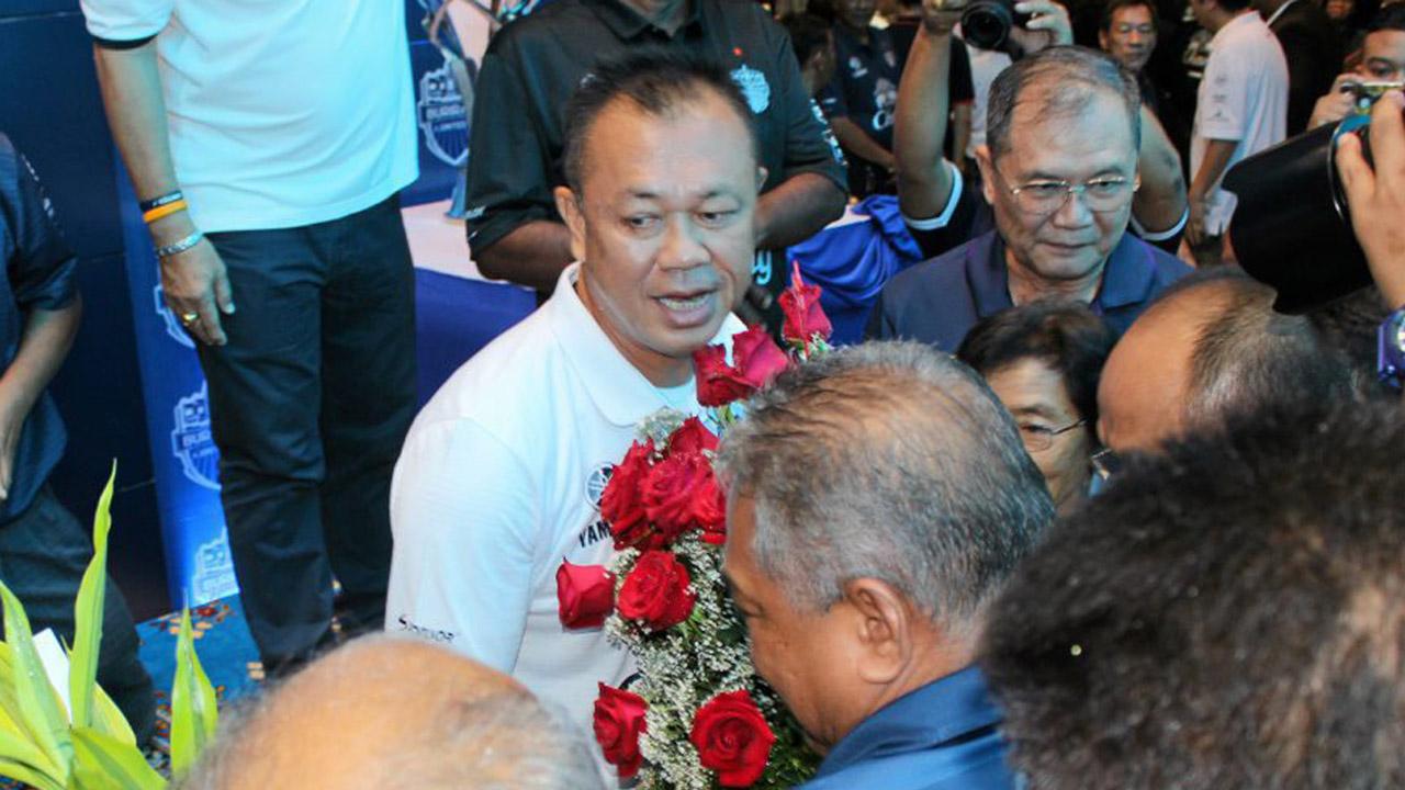 อวยพรวันเกิด 57 ปี 'เนวิน ชิดชอบ'