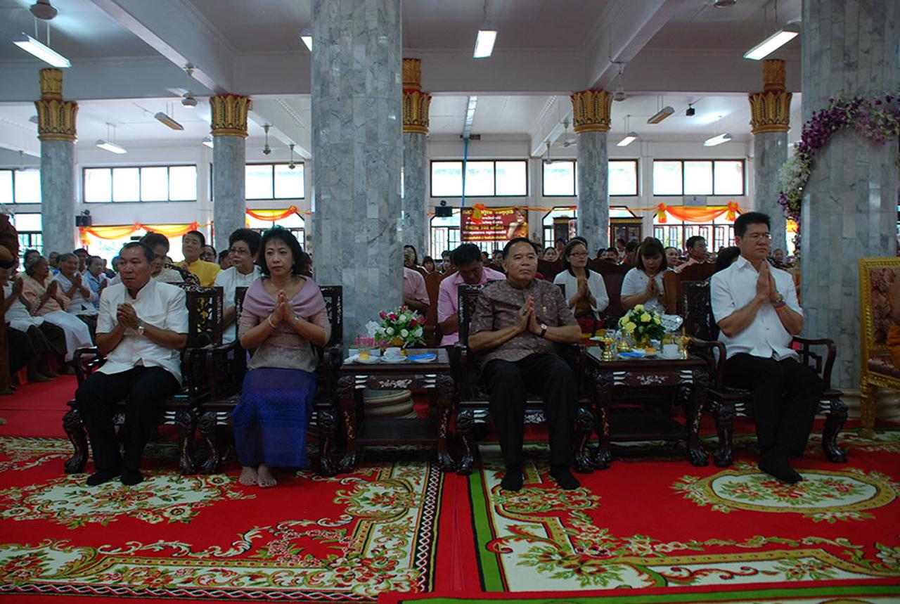 ศิษยานุศิษย์ร่วมงานคับคั่ง