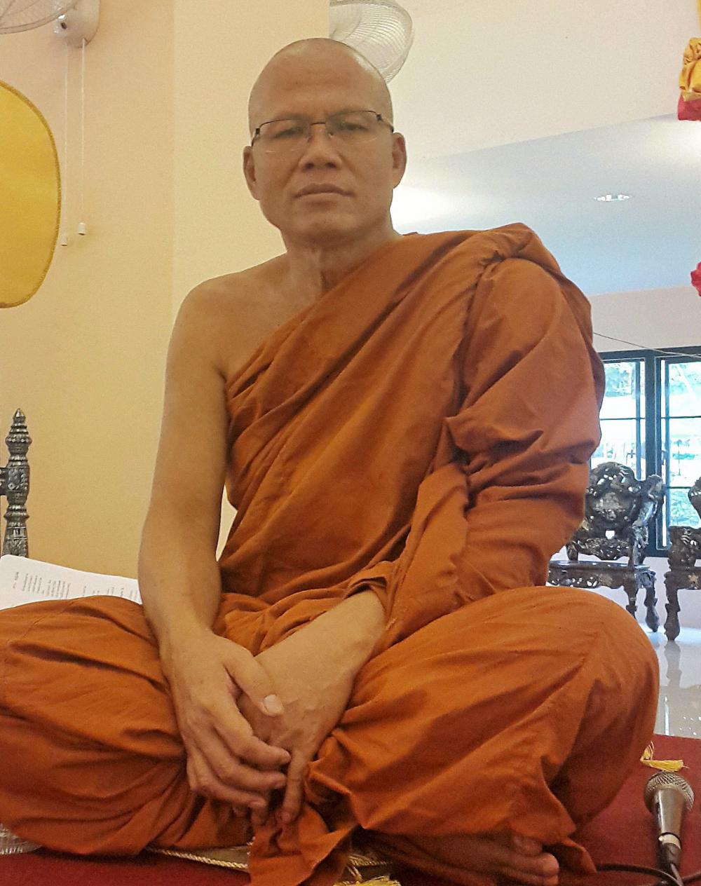 พระอาจารย์ทวี มหาวีโร.