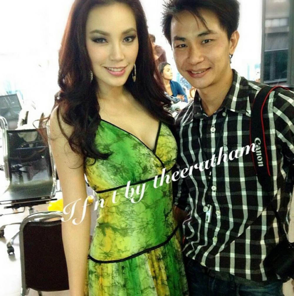 ออกแบบชุดให้เมย์ ใส่ในงาน
