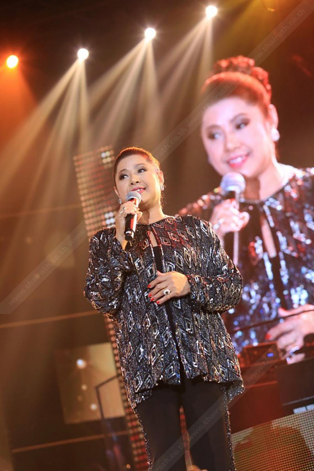 คุณติ๋ว จรวยพร ครวญเพลง จากวันนั้นถึงวันนี้ เพลงเก่ามากๆ แต่ยังในความทรงจำ