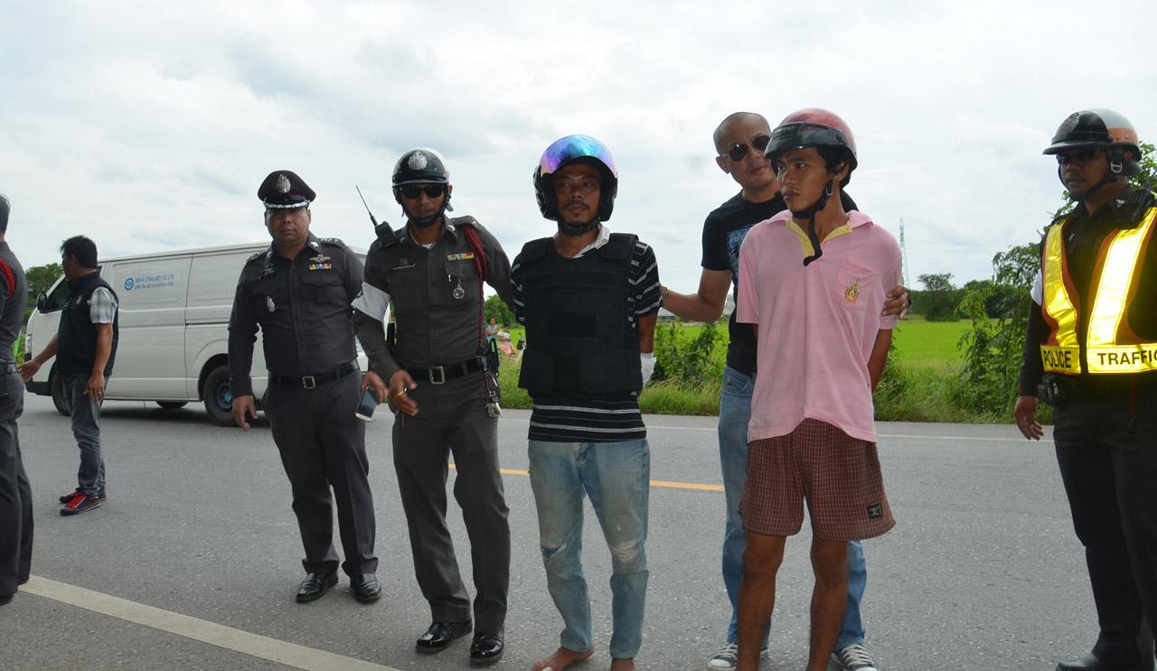 ตร. อยุธยา นำ 2 คนร้ายทำแผนประกอบคำรับสารภาพ