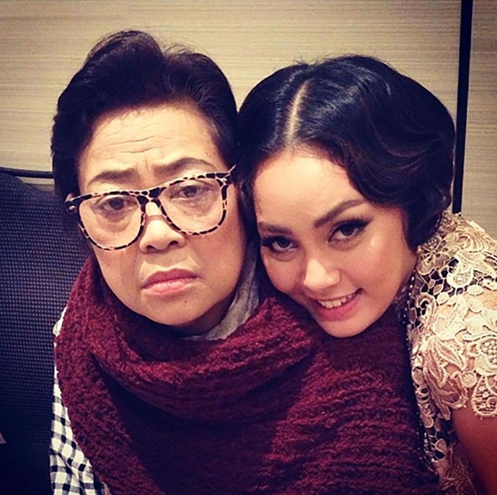 อยู่นานๆนะแม่
