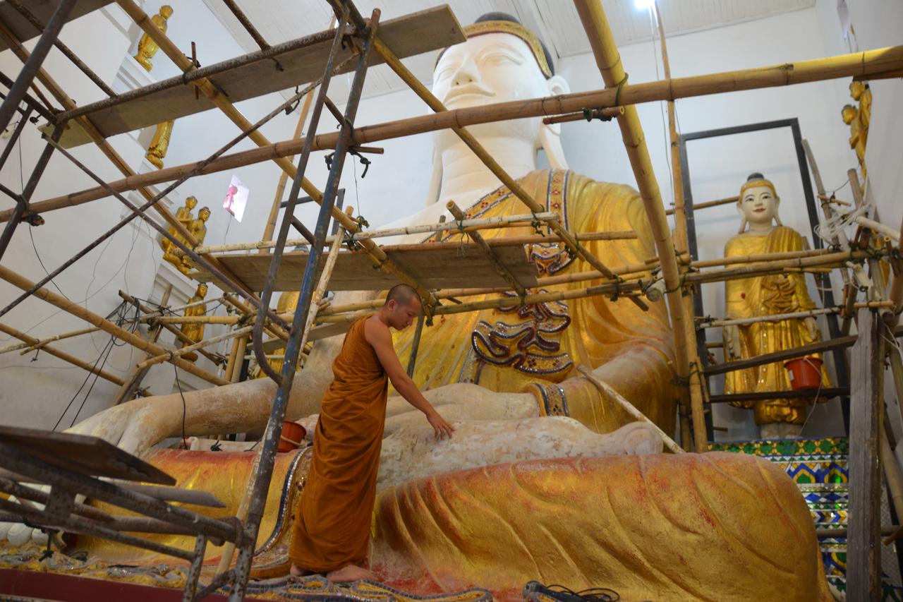 พระเจ้าป๊กแต๊ก เกิดรอยร้าวทางวัดมหาวัน ต้องรีบบูรณะปฏิสังขรณ์และทำสีองค์พระใหม่หมด