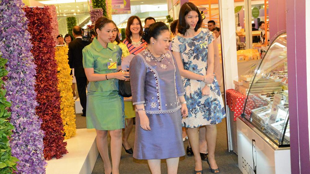 พระเจ้าวรวงศ์เธอ พระองค์เจ้าโสมสวลี พระวรราชาทินัดดามาตุ เสด็จไปทรงเปิดงาน SWEET MANIAมหกรรมขนมหวานนานาชาติ ในการนี้ จิตตินันท์ หวั่งหลี เฝ้ารับเสด็จ ณ ศูนย์การค้าฟิวเจอร์พาร์ค รังสิต เมื่อวันที่ 2 กันยายน.