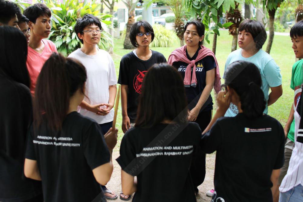 รับน้องสร้างสรรค์