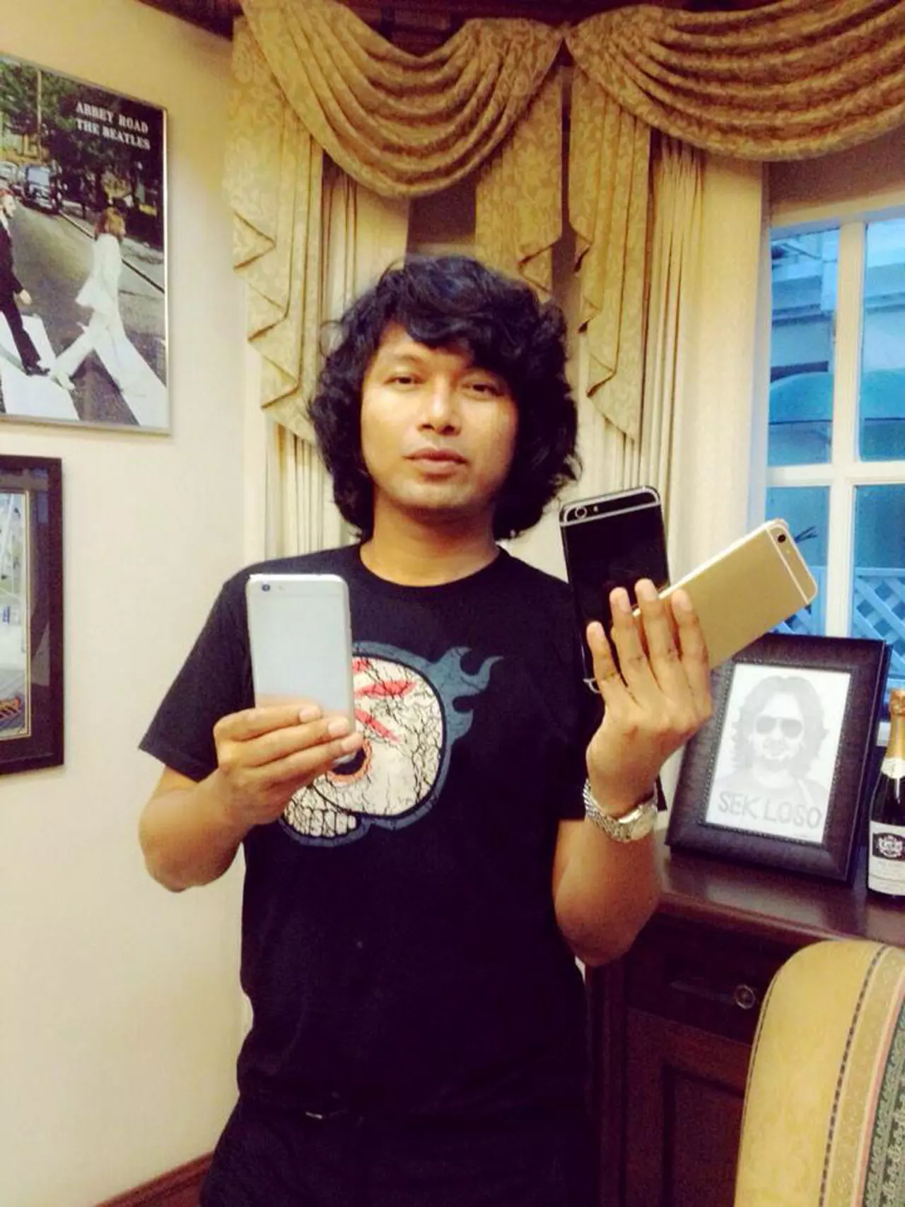 งานนี้ไม่มีโม้! จัดเต็มทั้งสเปกและราคา 'ใจสั่งมา' มือถือรุ่นแรกเสก โลโซ?