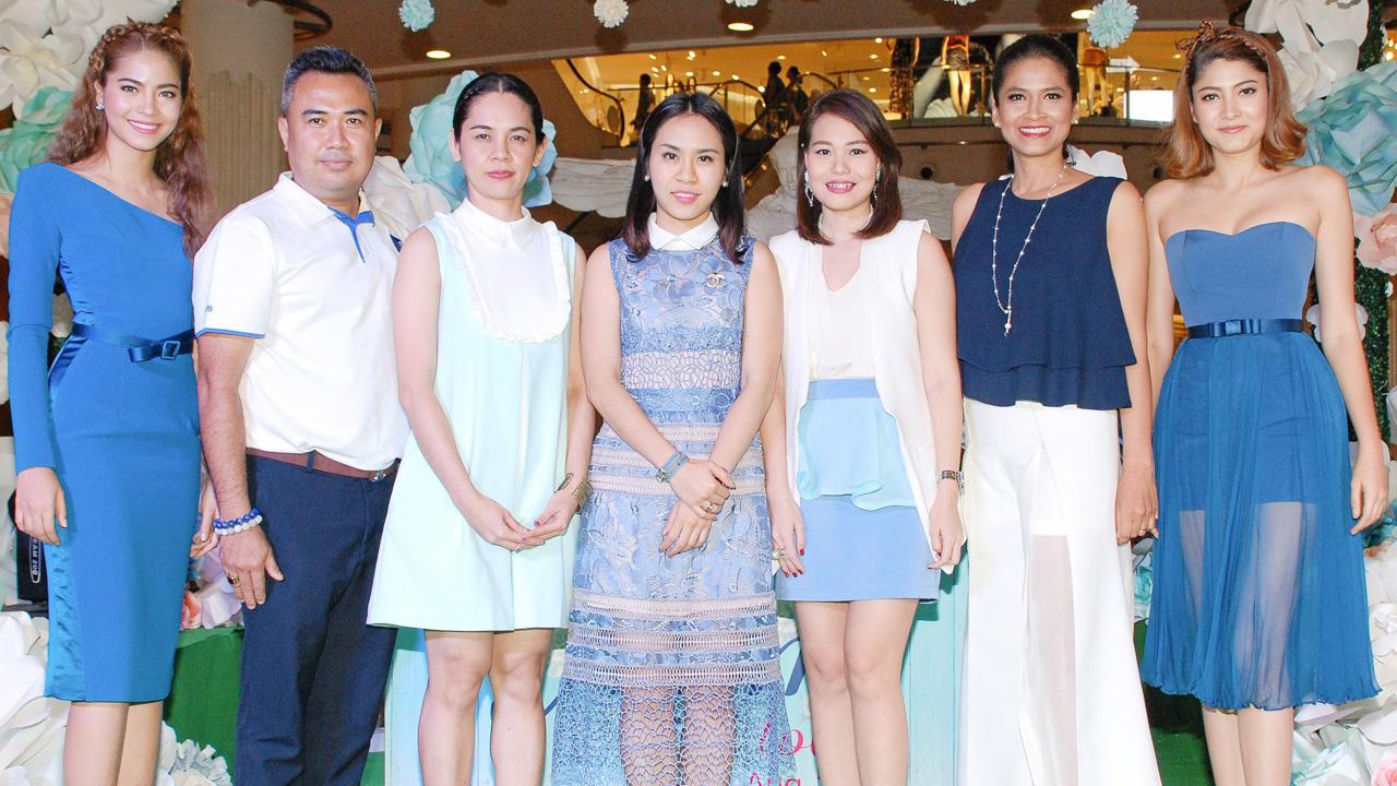 ให้คุณแม่ สุภัชญา เกตุปมา เปิดงาน “TO Mom With LOVE 2015” เทศกาลสินค้าของขวัญ-ของกำนัลมอบให้ ในโอกาสวันแม่ จัดถึง 12 ส.ค. โดยมี ปาณิศา เมืองแก้ว, ศิรินทร์ พัฒนาไพศาล, อรศรี บาเล็นซิเอก้า และ มาร์กี้-ราศี บาเล็นซิเอก้า มาร่วมงานด้วย ที่ศูนย์การค้าเทอร์มินอล 21 วันก่อน.