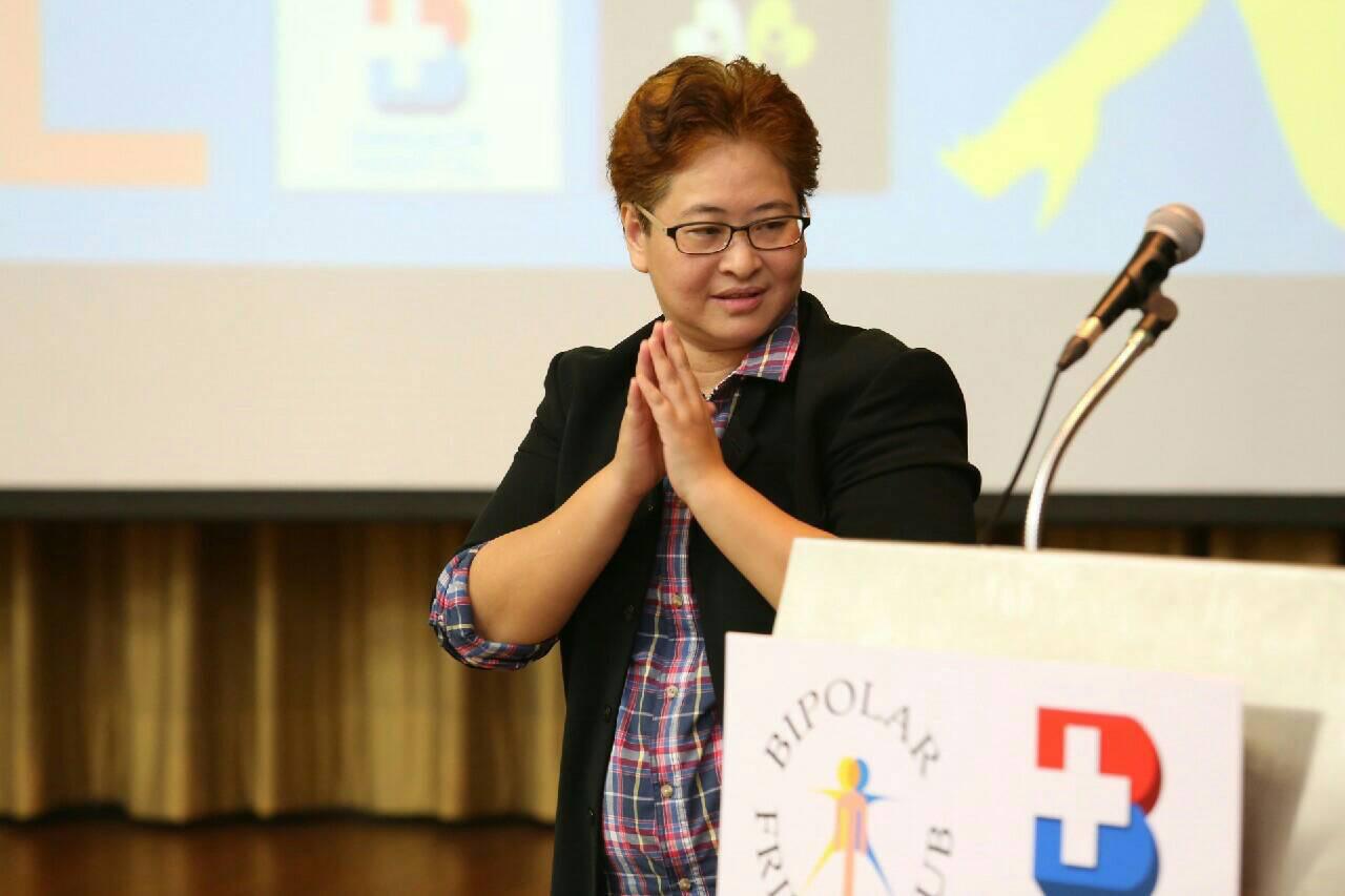เพียรชนันท์ ลีอุดมวงษ์ หรือ บอส เธอขออุทิศตนเพื่อสังคม