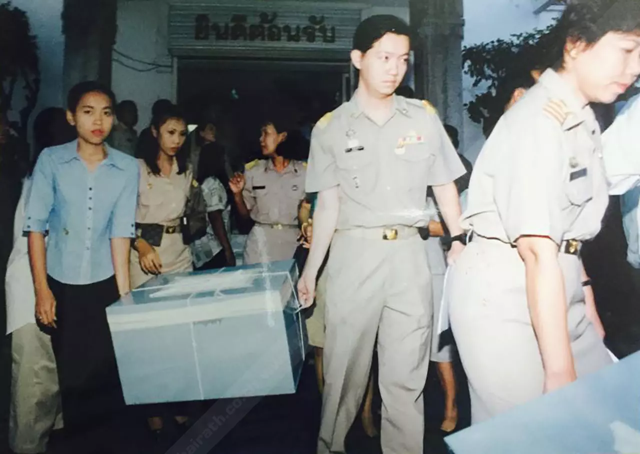 อาทิตย์อัสดงที่ปากน้ำ ย้อนรอย 16 ปี ปิดฉากคดี โคตรโกงเลือกตั้ง!