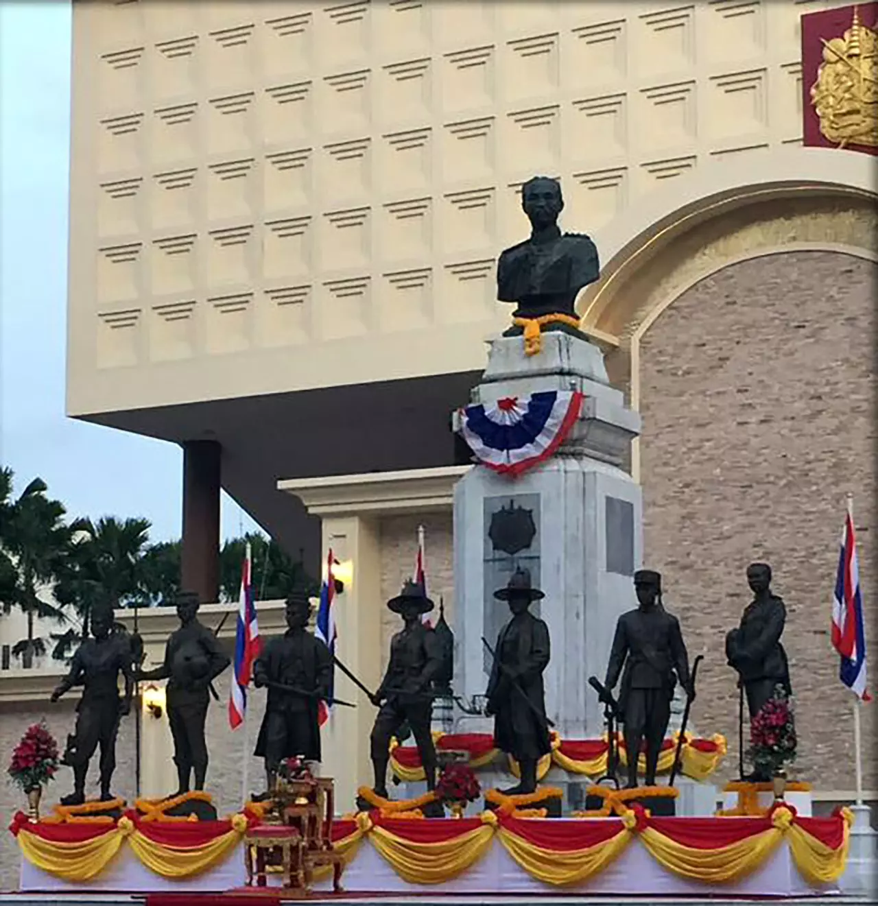 ที่สุดแห่งสยาม! 10 ข้อเรื่องมหัศจรรย์ 'อุทยานราชภักดิ์' ที่คุณไม่เคยรู้