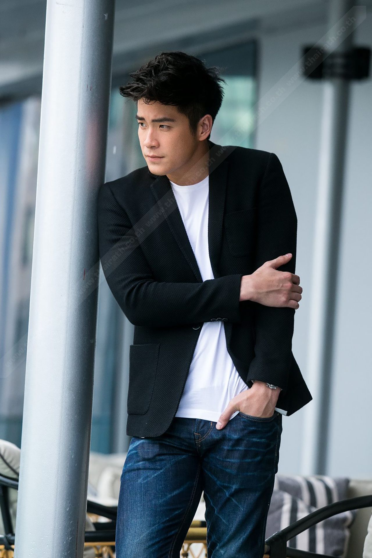 มองทุกอย่างในอนาคตอย่างรอบคอบ