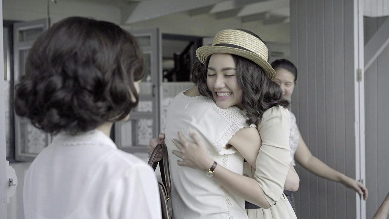 สาวนักเรียนนอกแสนสวยและเสน่ห์แรง