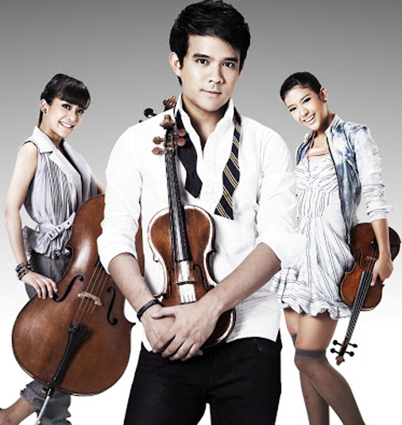 เป้ ทวีเวท และน้องสาวอีก 2 คน สมาชิกวงวีทรีโอ Vie Trio