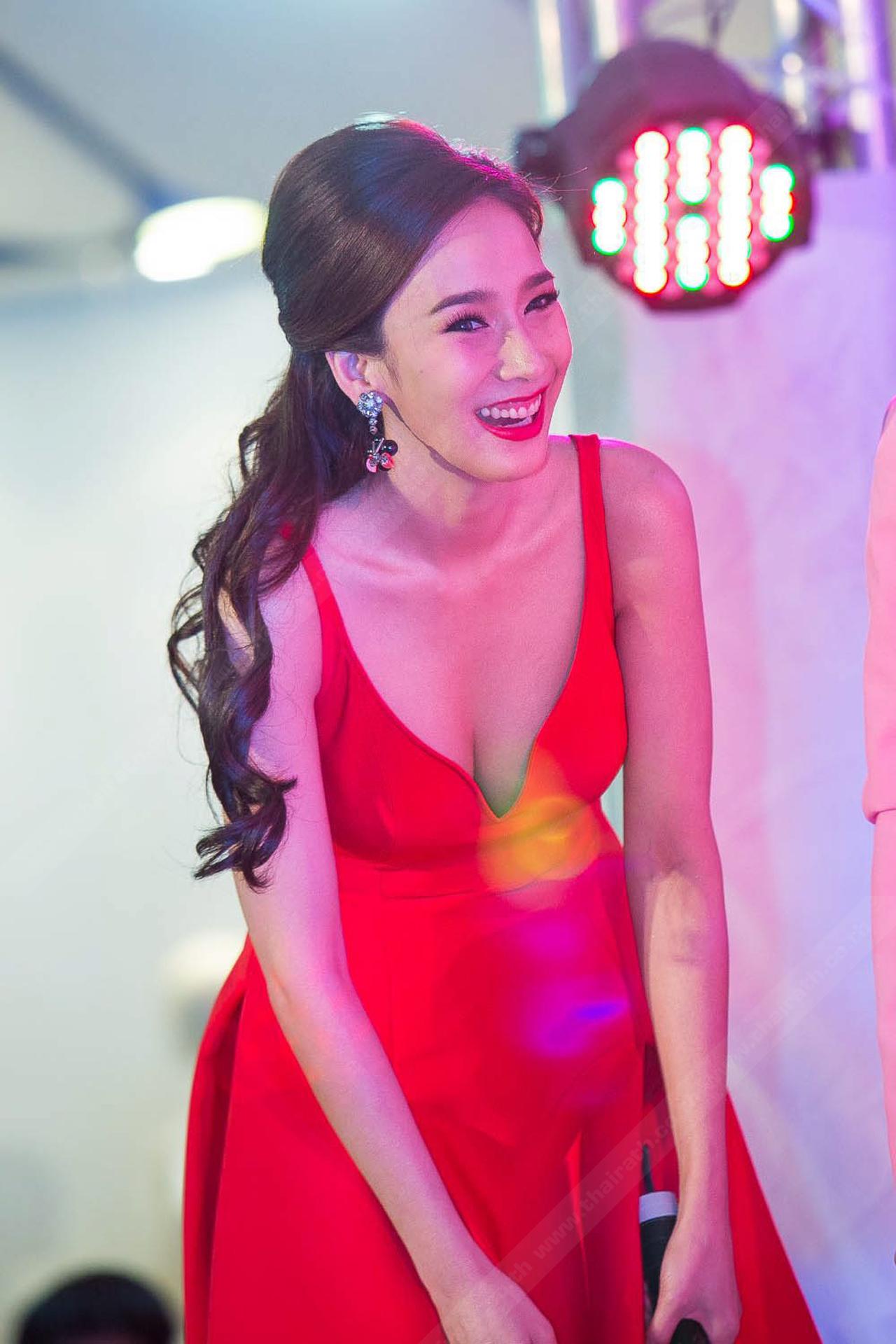 ทั้งสวยและอารมณ์ดี