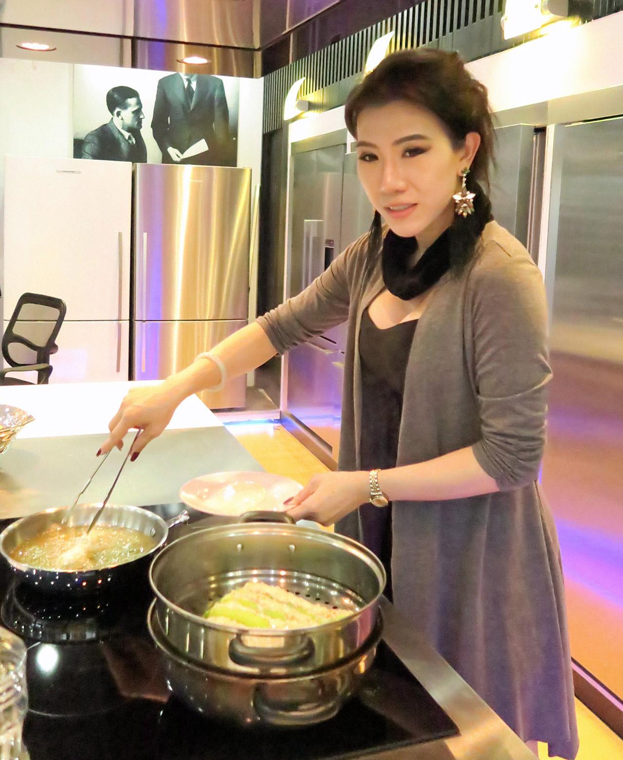 คุณเบนซ์–วันวิสาข์ มังกรไพบูลย์