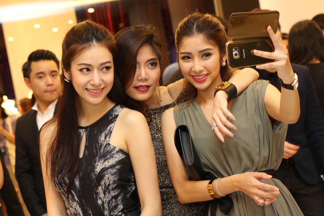 แชะสักภาพกันเบาๆ =)