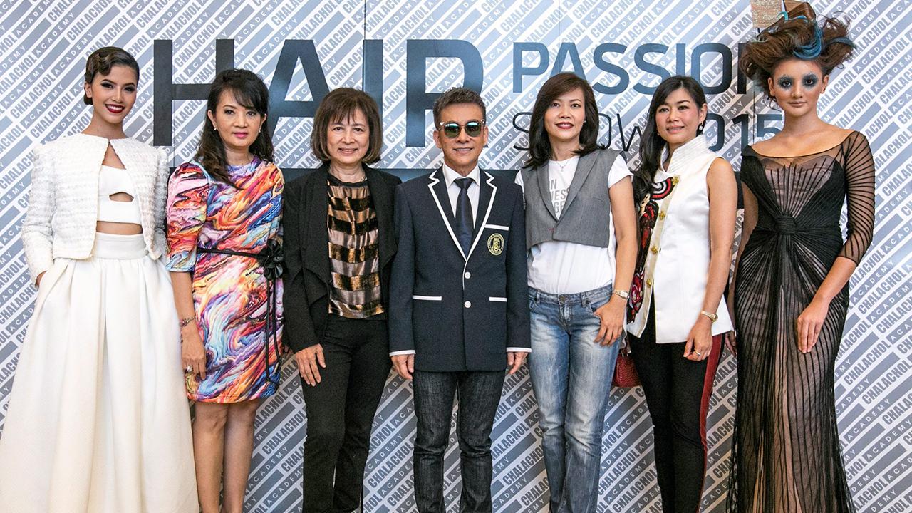 โชว์ผลงาน ดร.สมศักดิ์ ชลาชล จัดงาน “Hair Passion Show 2015” เพื่อแสดงผลงานนักเรียนที่สำเร็จการศึกษา รุ่นที่ 3 ของโรงเรียนเสริมสวยชลาชล โดยมี ผศ.ดร.รวิภา ลาภศิริ, ณิชยา ชัยวิสุทธิ์, พรรณิภา ปวนะฤทธิ์ และ พณิชนาฏ แย้มเพกา มาร่วมงานด้วย ที่เซ็นทรัล แจ้งวัฒนะ วันก่อน.