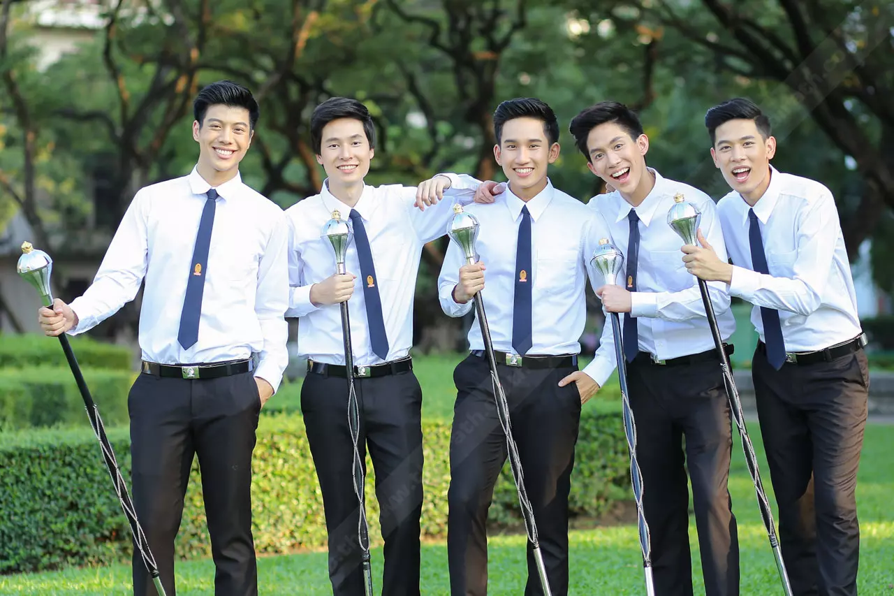 ไม่ได้มาเล่นๆ เปิดตัว '9 จุฬาฯ คทากร' สวย หล่อ เป๊ะ งานฟุตบอลประเพณีฯ ครั้งที่ 71 