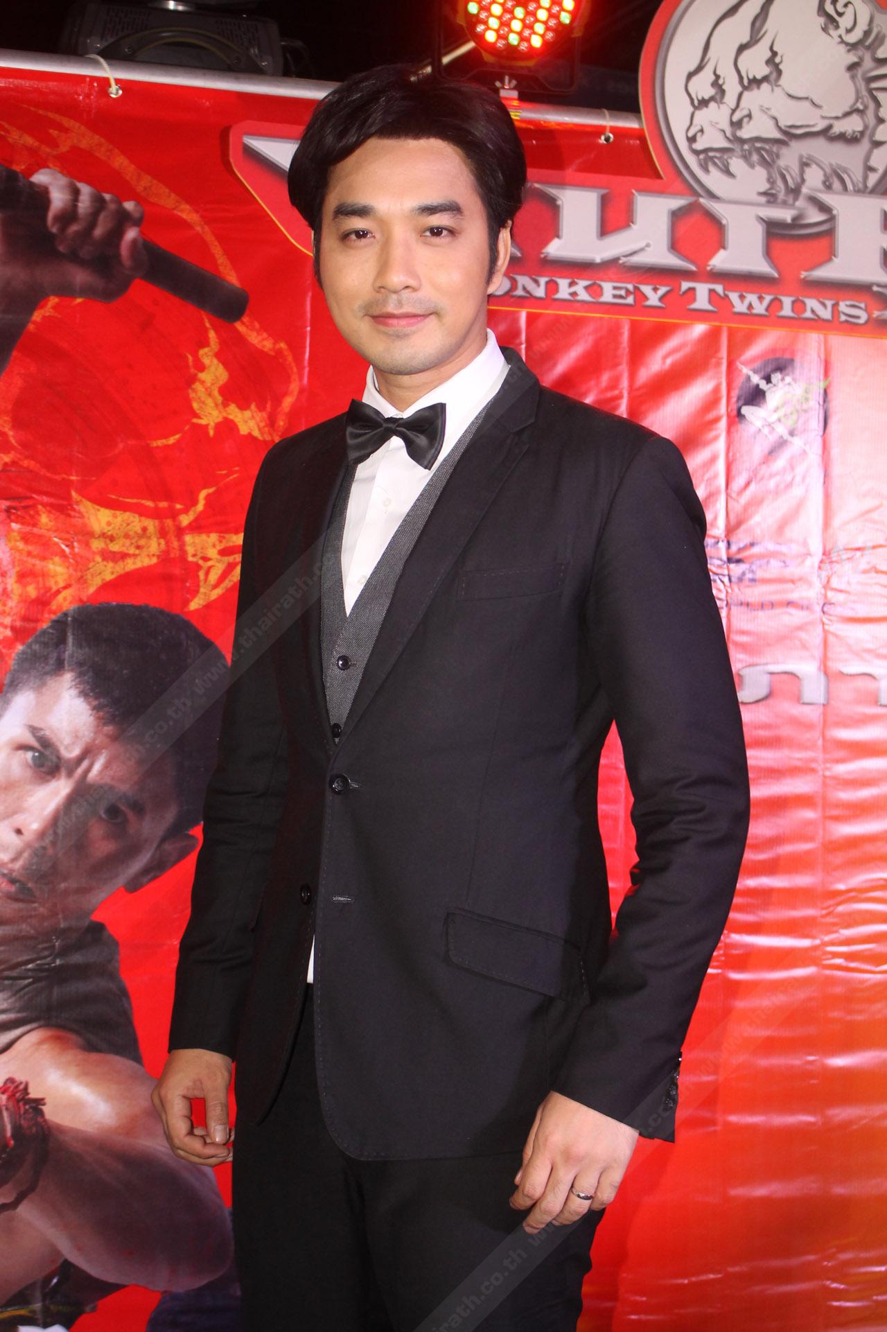 เจมส์ เรืองศักดิ์