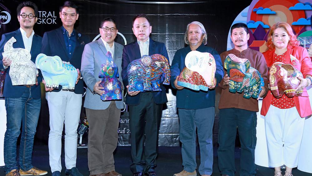 เชิญประมูล ดร.ณัฐกิตติ์ ตั้งพูลสินธนา จัดงาน “JOURNEY OF 999 ELEPHANTS AUCTION” ประติมากรรมช้าง ผลงานของ 9 ศิลปินจังหวัดเชียงราย รายได้สมทบทุนมูลนิธิชัยพัฒนาและมูลนิธิอื่นๆโดยมี อิศเรศ จิราธิวัฒน์ และ สมลักษณ์ ปันติบุญ มาร่วมงานด้วย ที่เซ็นทรัลเวิลด์ วันก่อน.