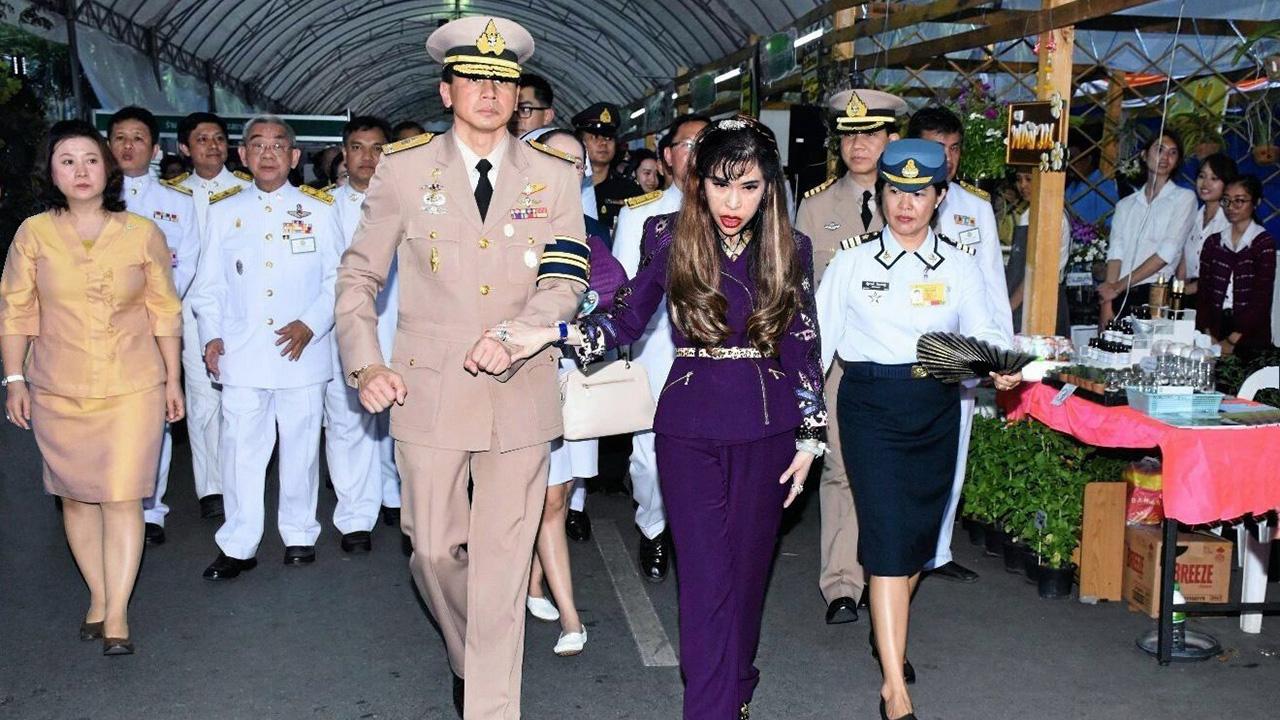 สมเด็จพระเจ้าลูกเธอ เจ้าฟ้าจุฬาภรณวลัยลักษณ์ อัครราชกุมารี เสด็จไปทรงเปิดงาน “เกษตรแฟร์ ประจำปี 2559” การแสดงสินค้านวัตกรรมและเทคโนโลยีการเกษตร ณ มหาวิทยาลัยเกษตรศาสตร์ บางเขน เมื่อวันก่อน.