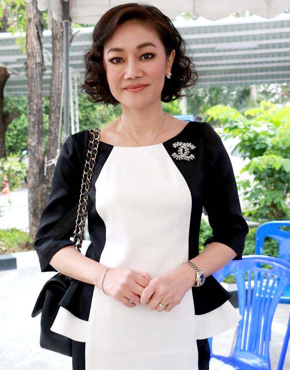 น้อง พรสุดา ต่ายเนาว์คง ผู้จัดค่ายดีวันทีวี