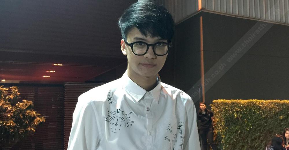 กำลังแตกเนื้อหนุ่มแน่น