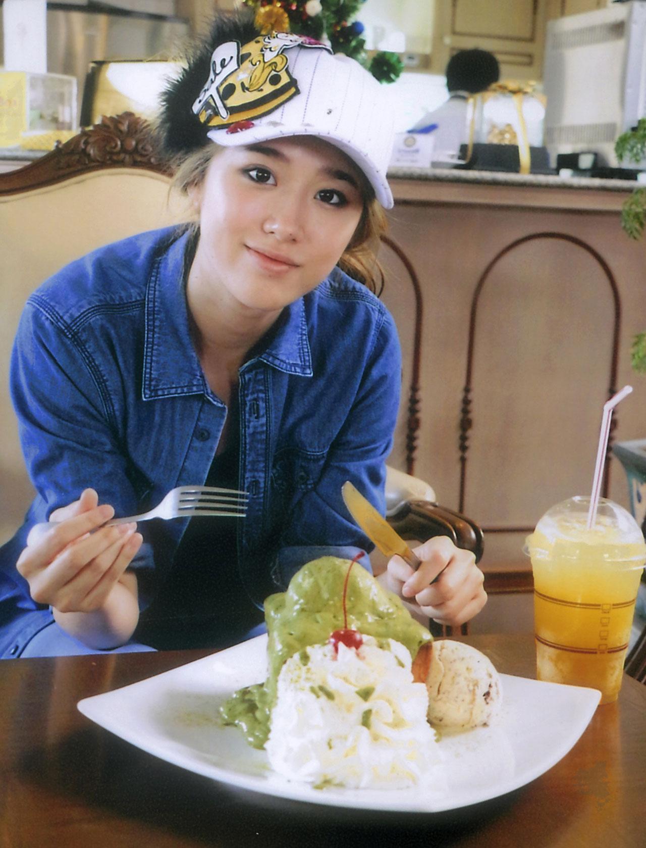 ทานฮันนี่ โทสต์ ชาเขียว