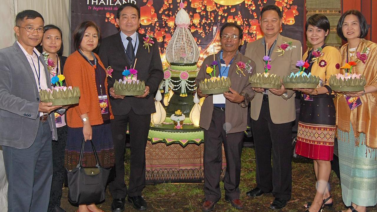 จัดใหญ่ วศิน เรืองประทีปแสง อัครราชทูต ณ กรุงแคนเบอร์รา ออสเตรเลีย และ รุจิรัศมิ์ ฉัตรเฉลิมกิจ ผอ.ททท.ซิดนีย์ เปิดงาน “ลอยกระทง พารามัตตา” ซึ่ง ททท. ร่วมกับ เทศบาลพารามัตตา จัดยิ่งใหญ่อีกปี.