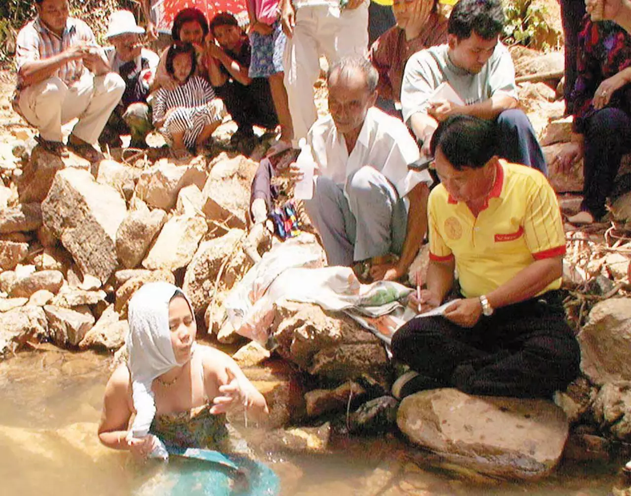 ย้อนรอยตื่นทองมหาขุมทรัพย์ 'ถ้ำลิเจีย' กับ 'ความลับ' ของ 'โกโบริน'
