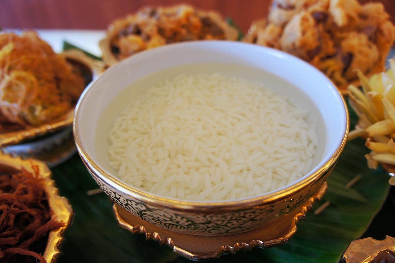 ข้าวแช่.