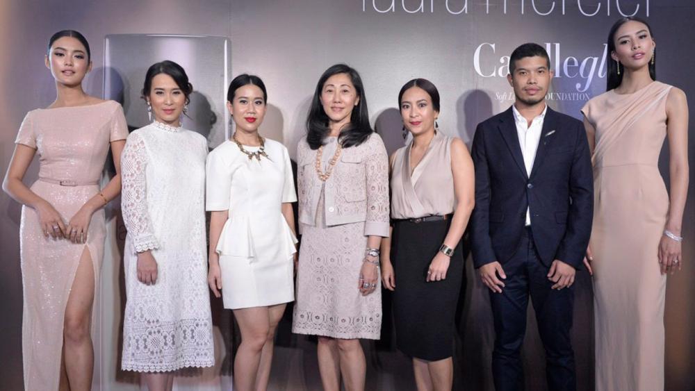 ใช้ดีมาก ปิยพรรณ จิราธิวัฒน์ เปิดตัว “Candleglow Soft Luminous Foundation” รองพื้นสูตรใหม่สวยนวลเนียนเปล่งประกายอย่างเป็นธรรมชาติของ Laura Mercier โดยมี วิรุฬห์ กุลตัณฑ์, ชญาภา รัตนเดช และ พิชญ์สินี ตันวิบูลย์ มาร่วมงานด้วย ที่เซ็นทรัลเวิลด์ วันก่อน.