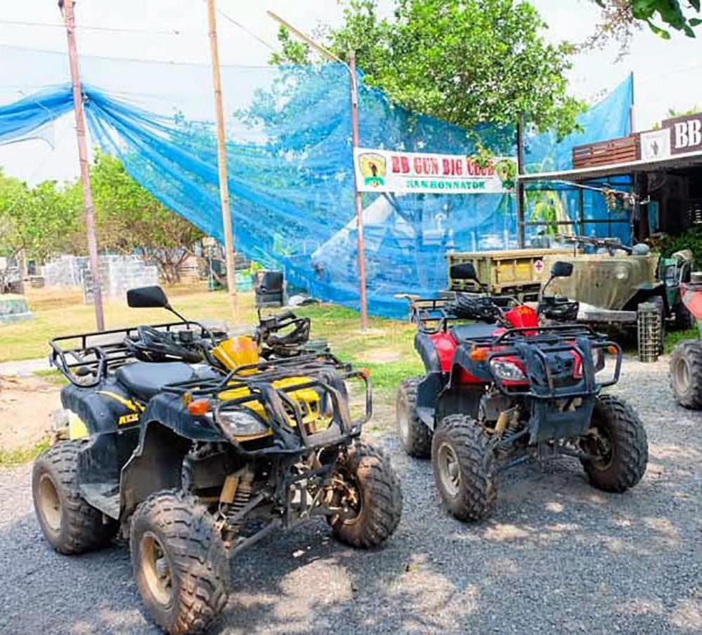 รถ ATV คันเก่งขับเที่ยวป่าแบบชิลๆ.