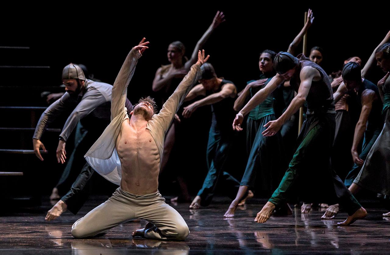 артём овчаренко и анна тихомирова большой балет. гордеев вячеслав михайлович. балет григоровича в краснодаре. анна тихомирова балерина и артем овчаренко. григорович юрий николаевич балет.