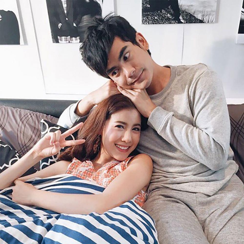 คู่จิ้นฌอห์ณ-เอสเธอร์