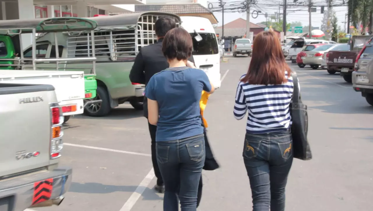 ทนไม่ไหว! นร.เข้าแจ้งความ 'ครู' ร.ร.เชียงรายฯ พฤติกรรมไม่เหมาะสม