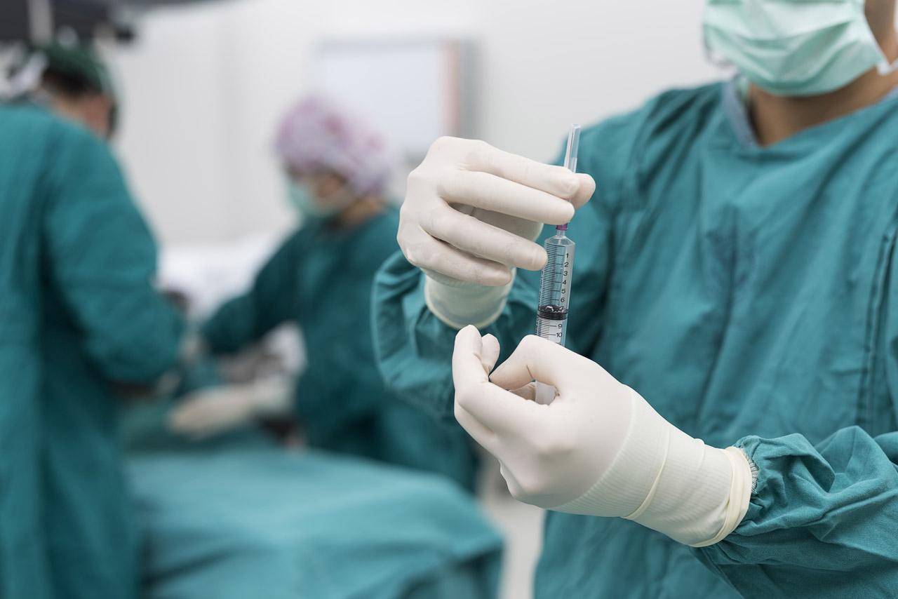 ในประเทศพัฒนาแล้วอย่าง สหรัฐอเมริกา หรือประเทศต่างๆ ในแถบยุโรป วัคซีน HPV ได้ถูกอนุมัติให้ขึ้นทะเบียนมานานถึง 10 ปีแล้ว
