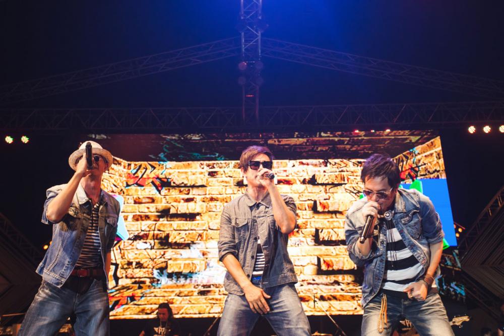 บอยสเก๊าท์ ชวนเต้นยับในเพลง ปอด ปอด