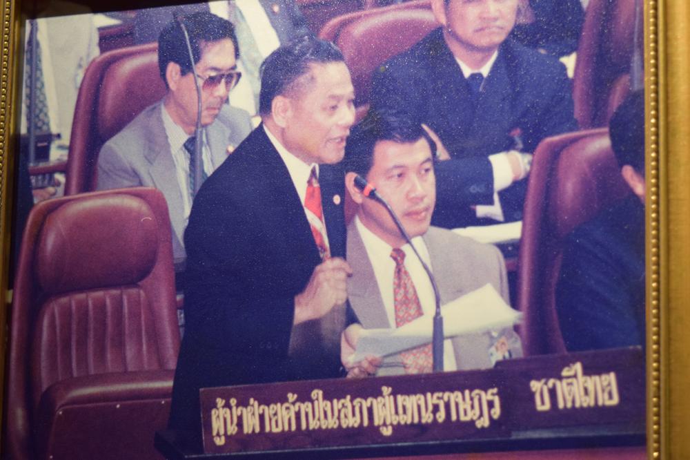 ครั้นเมื่อดำรงตำแหน่งผู้นำฝ่ายค้าน