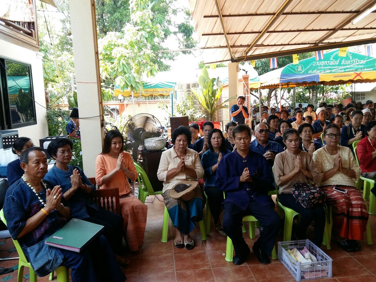 บรรยากาศการจัดงานสระเกล้าดำหัวผู้สูงอายุบ้านเมืองวะ ต.เมืองเล็น อ.สันทราย จ.เชียงใหม่