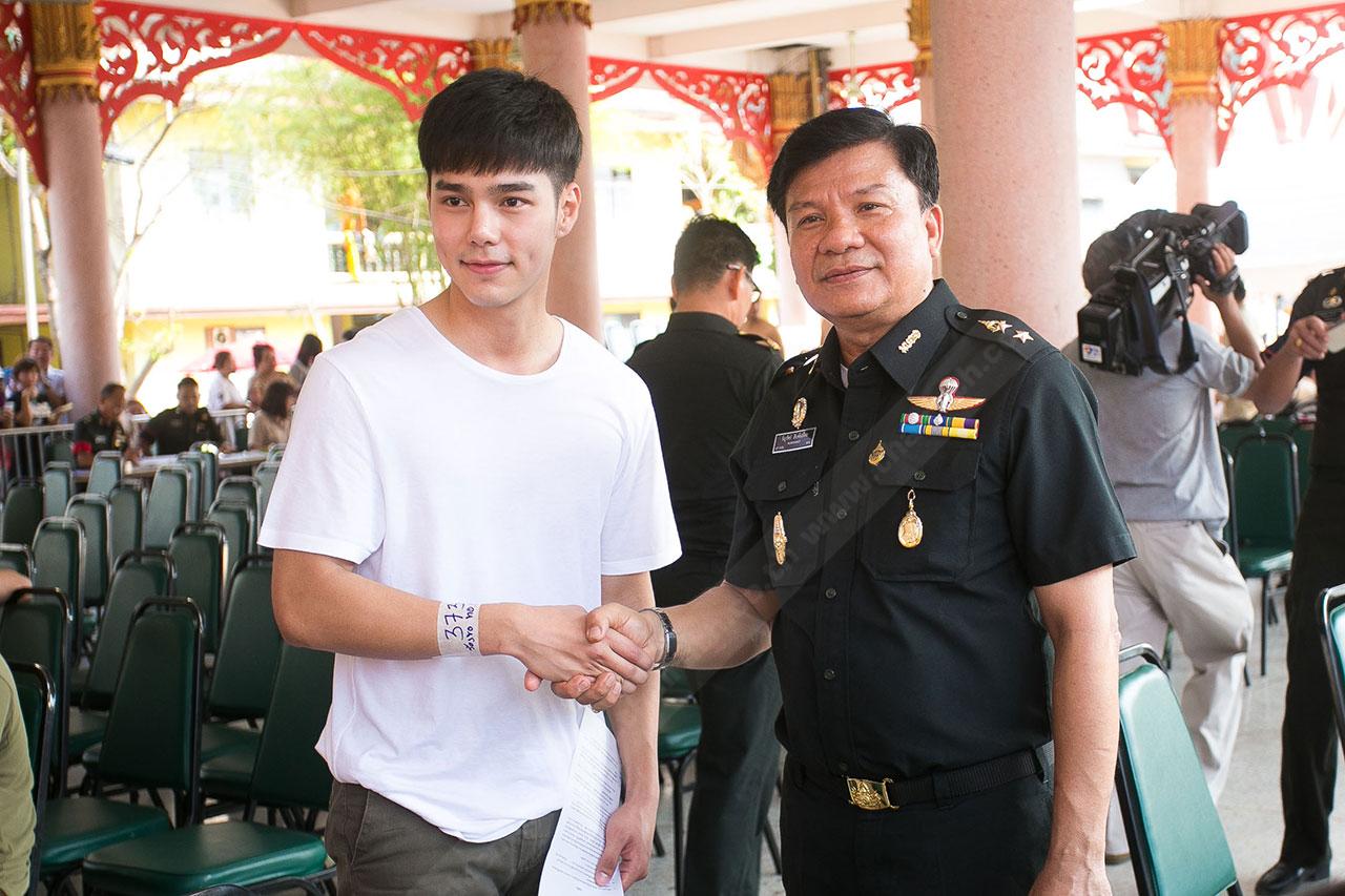 เป็นทหารให้อะไรมากกว่าที่คุณคิด