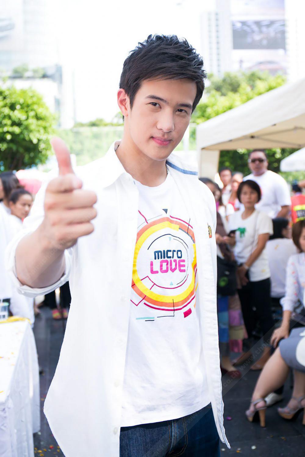เจมส์ มาร์ คู่จิ้นคู่ใหม่ของคิม