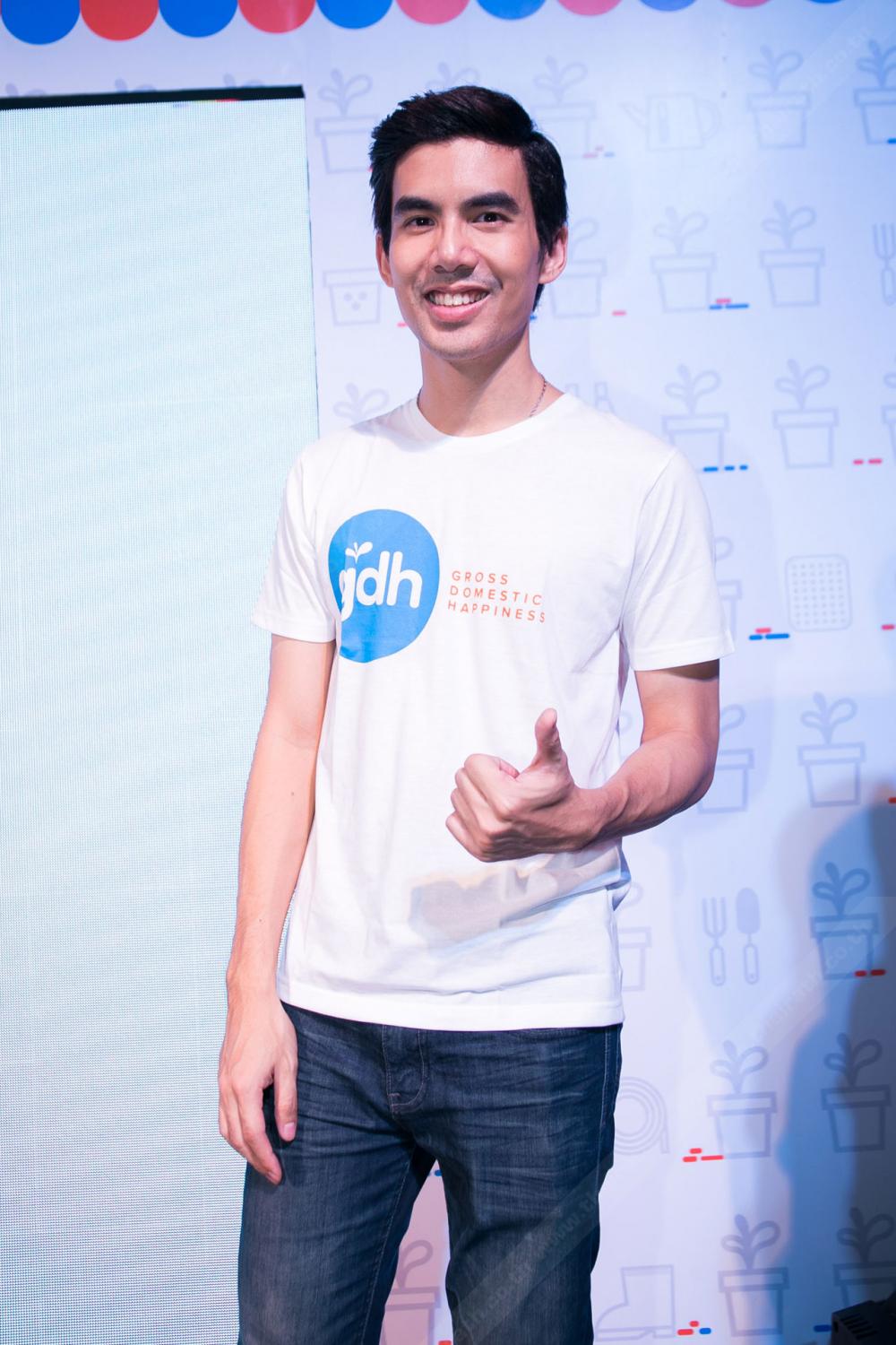 พีค อยู่ในกลุ่มคนแรกๆ ที่เราจะนึกถึงเวลามีปัญหา เพราะเราจะมั่นใจได้อย่างหนึ่งว่าเขาหวังดีกับเราแน่นอน
