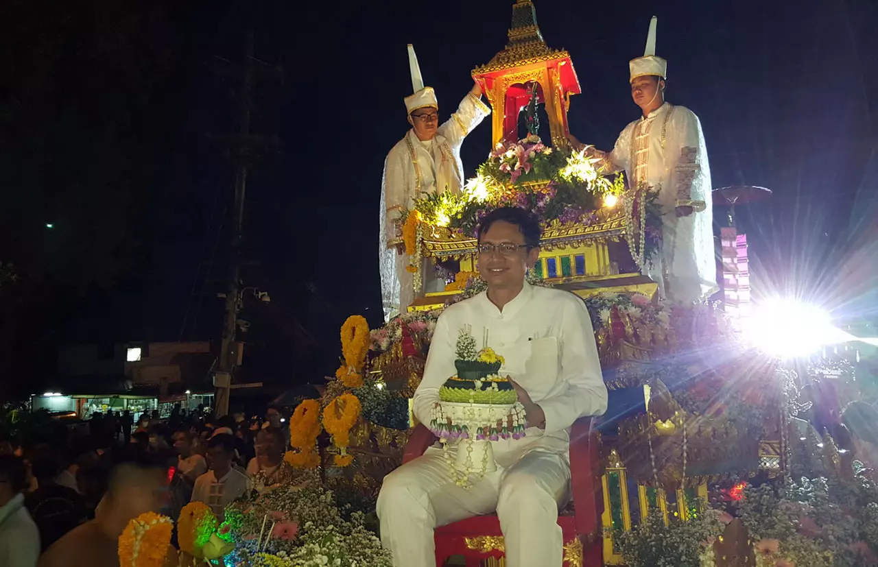 พุทธศาสนิกชนทั่วไทย ร่วมทำบุญ 'วันวิสาขบูชา'