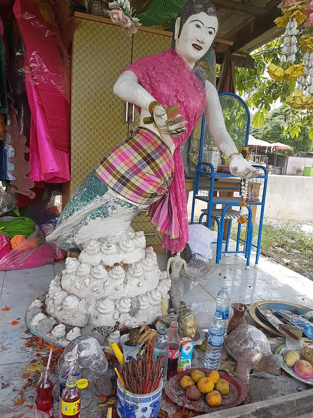 “ศาลนางเงือกหนองจอก”..สุดลี้ลับ.