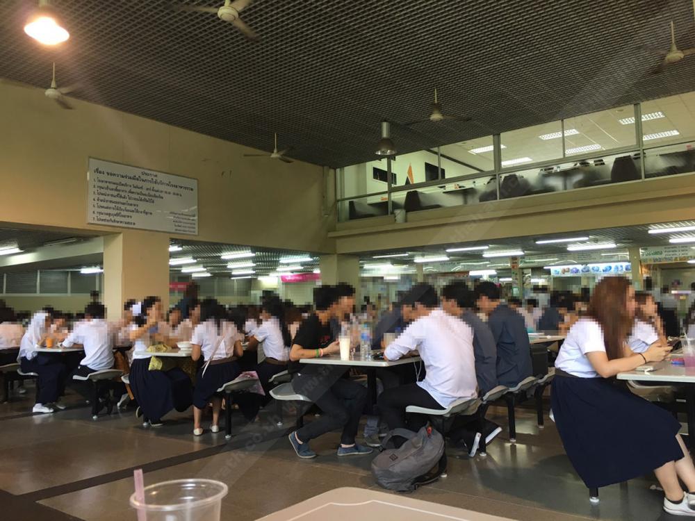 ประเด็นดราม่าสุดฮอตรอบรั้วจุฬาฯ ไปแล้วในขณะนี้ กับกรณีศึกทวงคืนโรงอาหาร ระหว่าง