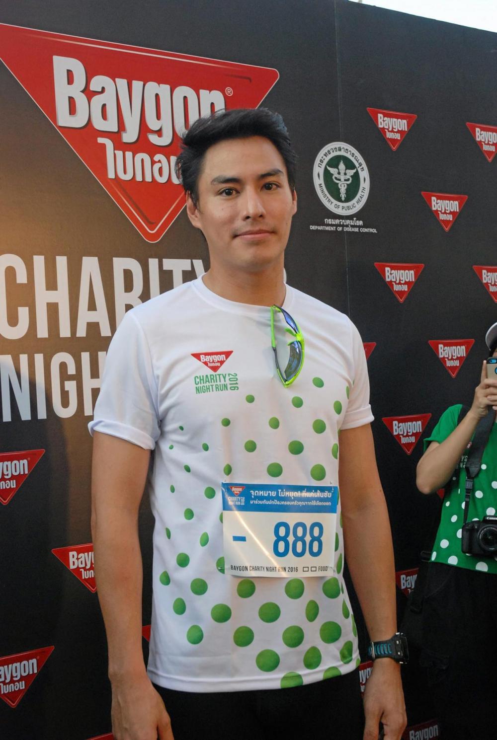 นาวิน ต้าร์ อดีตคนรักของคิทตี้