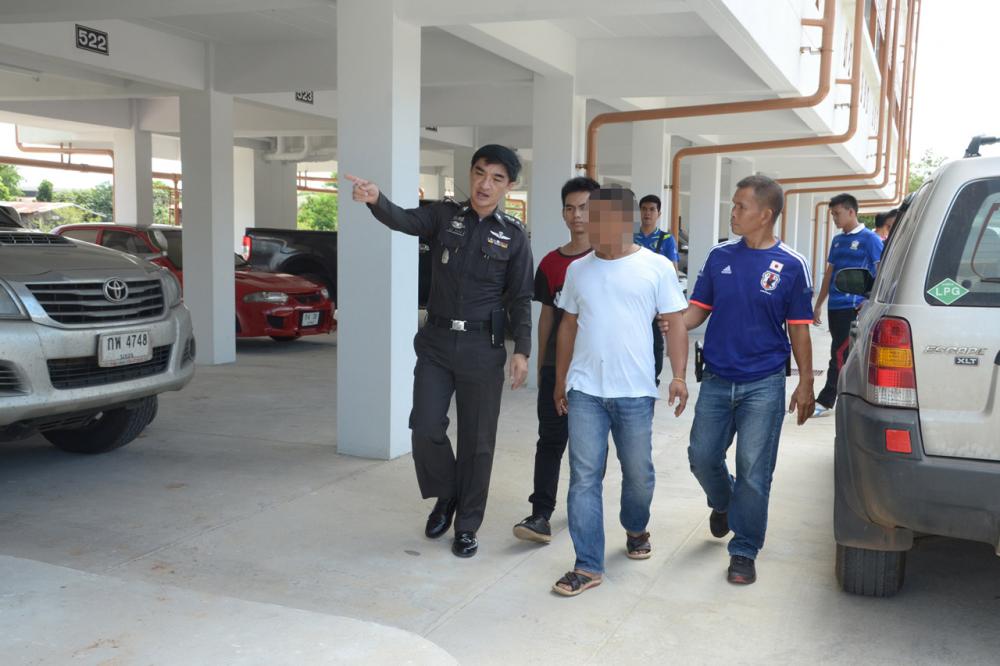 ตร.นำผู้ต้องหา มาทำแผนประกอบคำรับสารภาพ