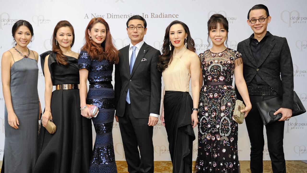 ใช้ดีจริง - ทัตสึกิ นากาโอะ เปิดตัว “Cle de Peau Beaute Intensive Eye Contour Cream” ผลิตภัณฑ์ถนอมผิวรอบดวงตาสูตรใหม่ โดยมี เบญจวรรณ เบอร์แมน, พญ.ช้องมาศ เลิศสิน, ชนัดดา จิราธิวัฒน์ และ วราวุธ เลาหพงศ์ชนะ มาร่วมงานด้วย ที่โรงแรมโซฟิเทล สุขุมวิท วันก่อน.